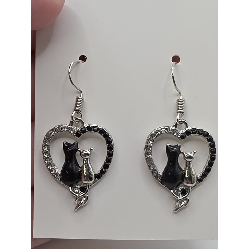 Black & White Cat Heart Shape Pendant Earrings Cat Lover Gifts